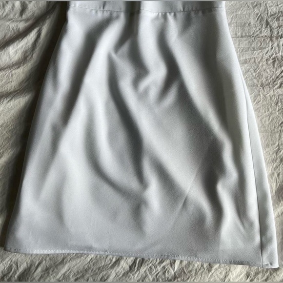 Abercrombie and Fitch White Formal Dress - Picture 3 of 5